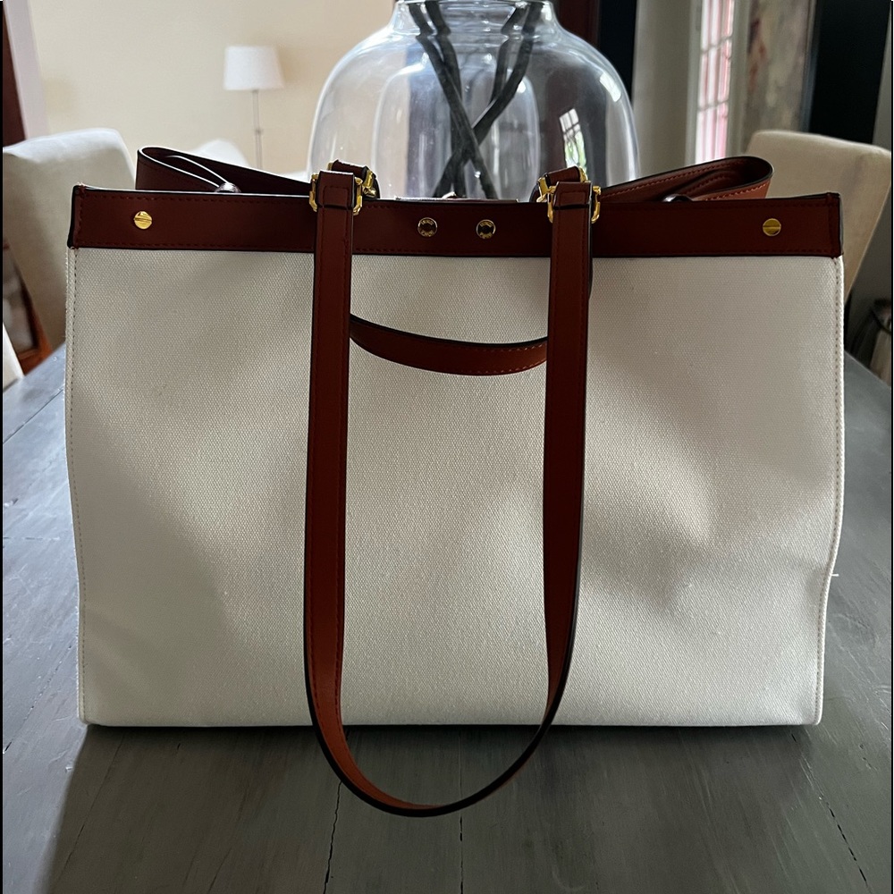 White Tote